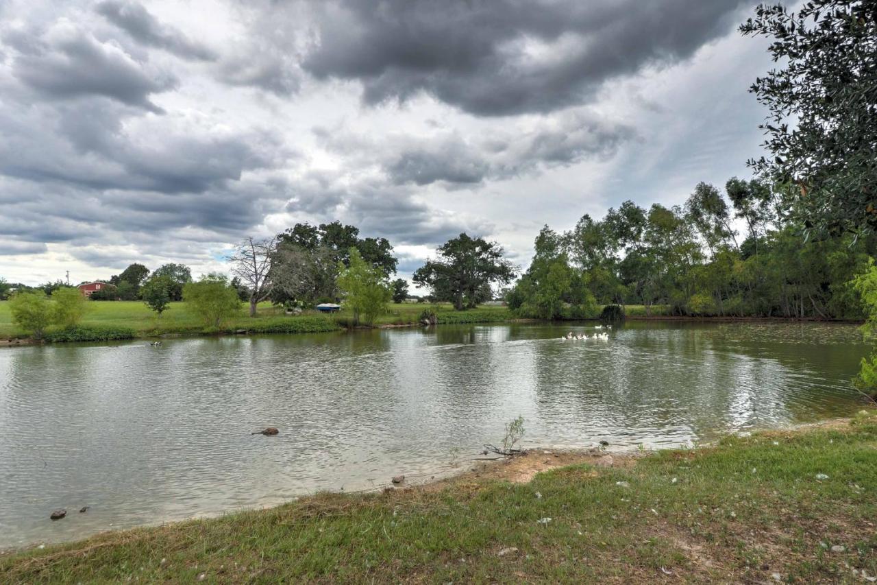 Delightful Carmine Studio On Farm Near Round Top! 외부 사진